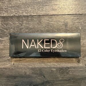 Nakeds 12-Color Eyeshadow Palette in‎ A NEW Sealed